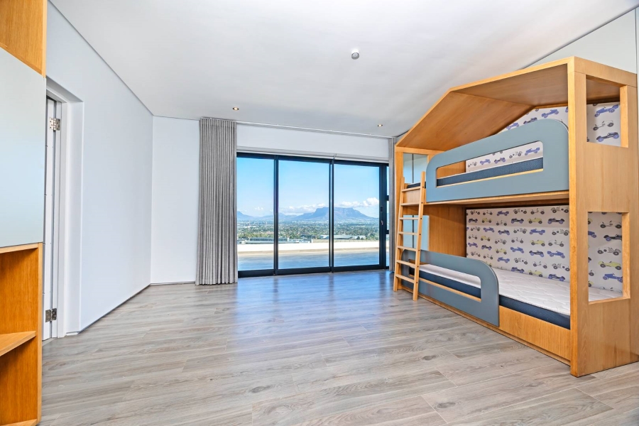 5 Bedroom Property for Sale in Baronetcy Estate Western Cape
